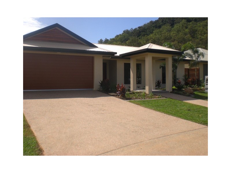 21 Bowline Close, Trinity Beach QLD 4879