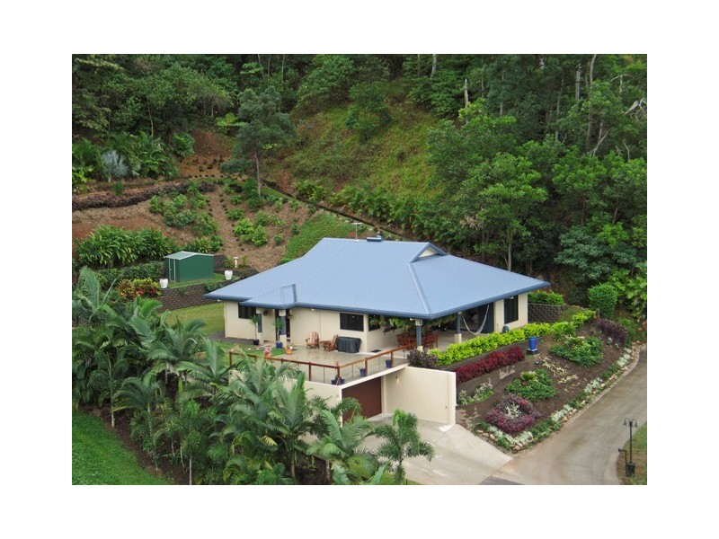 9 Senate Street, Bentley Park QLD 4869