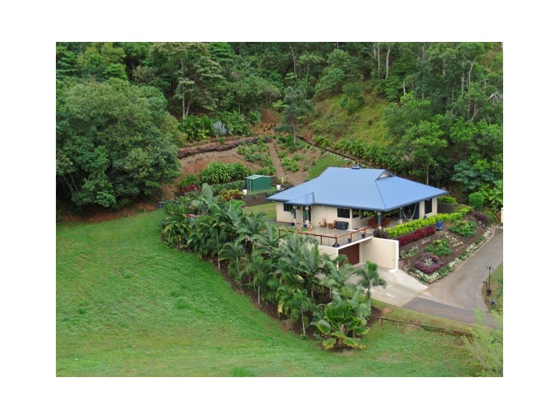 9 Senate Street, Bentley Park QLD 4869