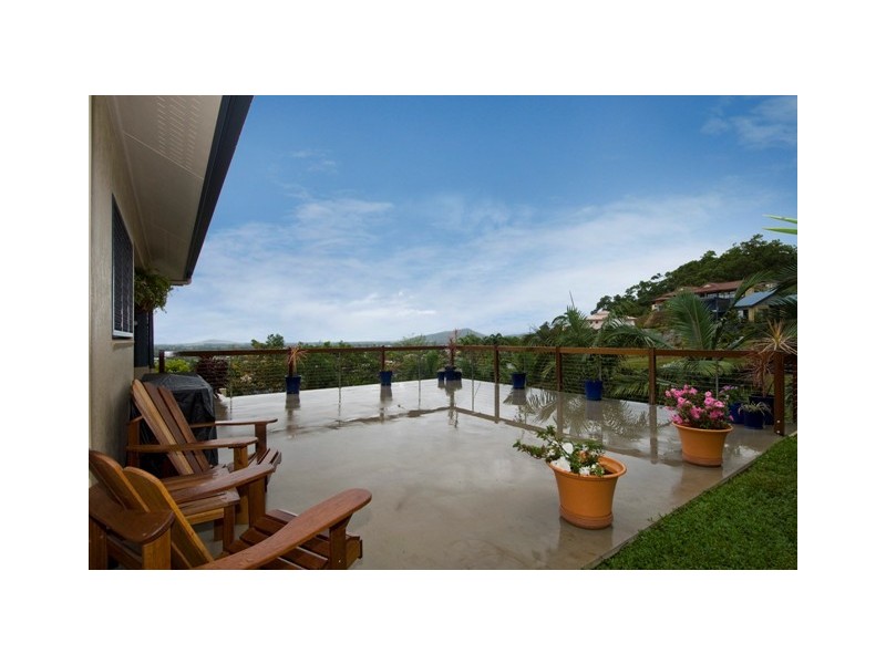 9 Senate Street, Bentley Park QLD 4869