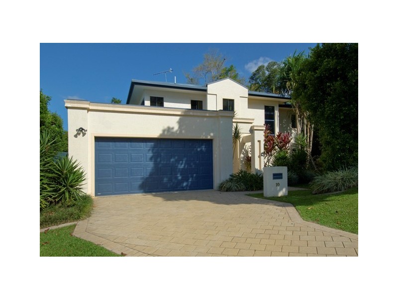 10 Hussar Close, Kanimbla QLD 4870
