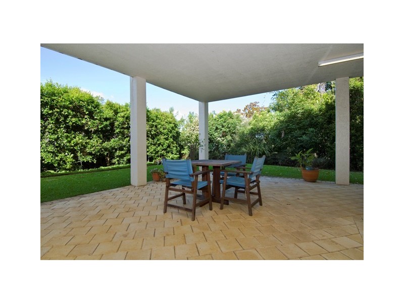 10 Hussar Close, Kanimbla QLD 4870