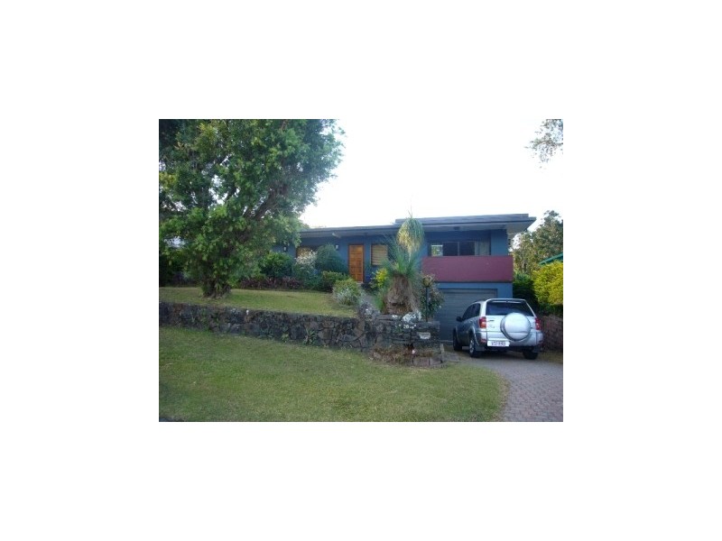 26 Park Street, Bayview Heights QLD 4868