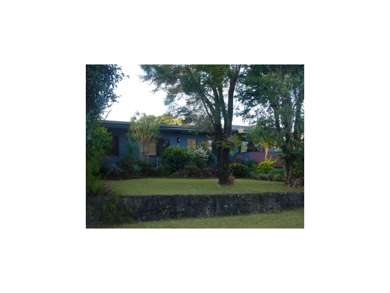 26 Park Street, Bayview Heights QLD 4868
