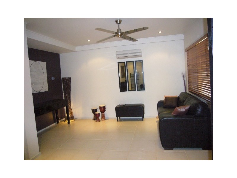 26 Park Street, Bayview Heights QLD 4868