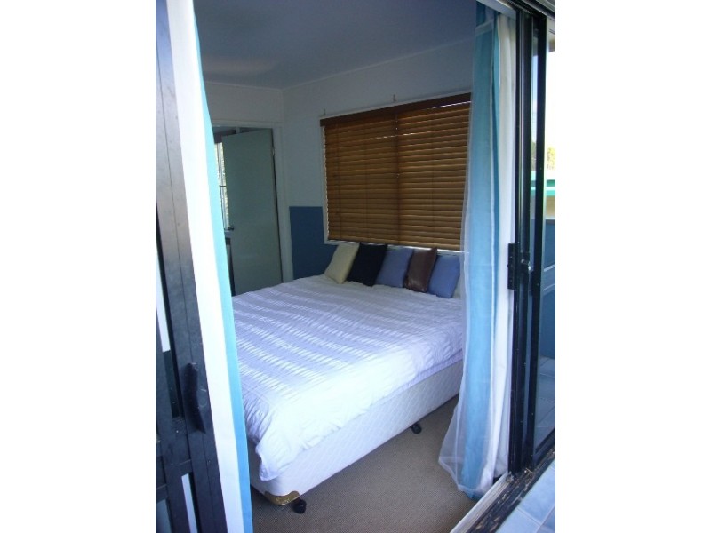 26 Park Street, Bayview Heights QLD 4868