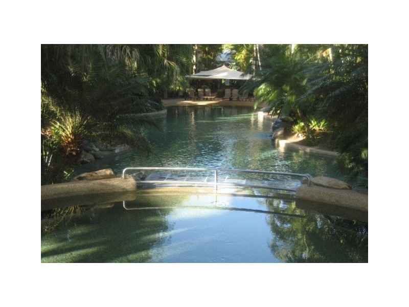 8/72  Kowinka Street, White Rock QLD 4868