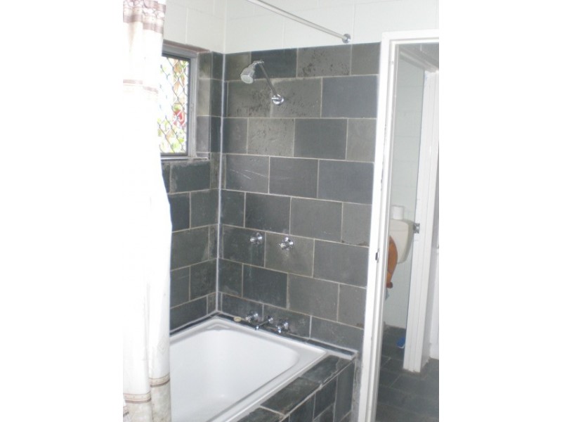 Bentley Park QLD 4869