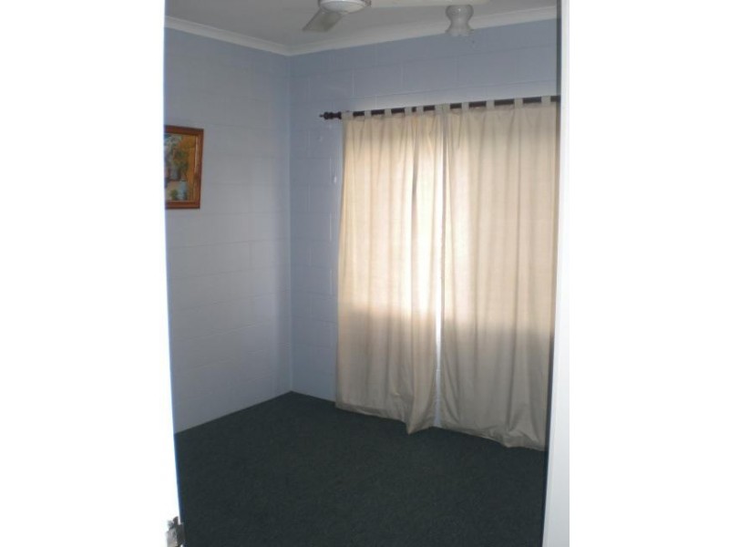 Bentley Park QLD 4869