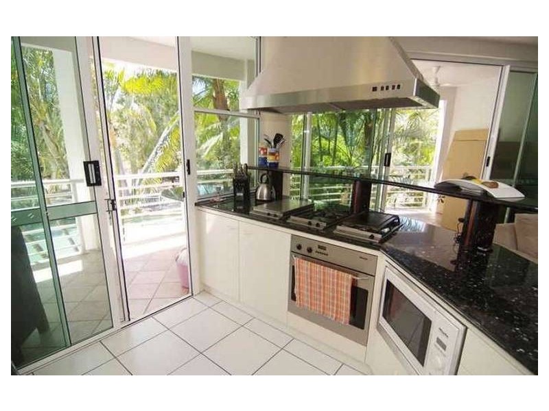 11/2 Deauville Close, Yorkeys Knob QLD 4878