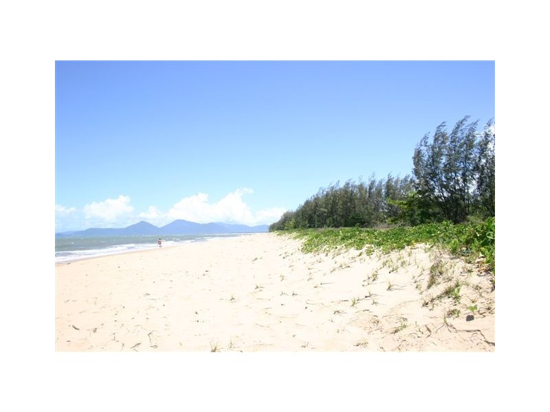 11/2 Deauville Close, Yorkeys Knob QLD 4878