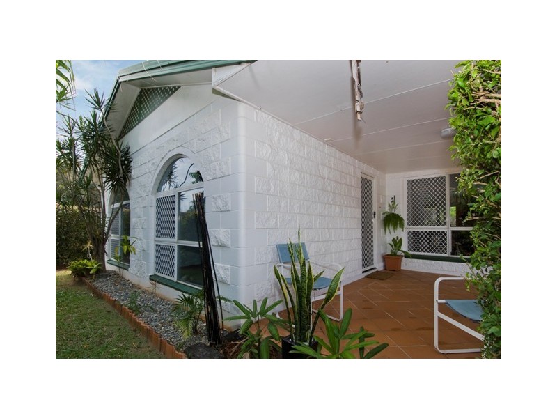 105  Barnard Drive, Mount Sheridan QLD 4868