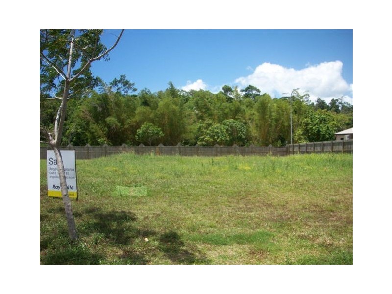 6 De Roma Close, Kanimbla QLD 4870