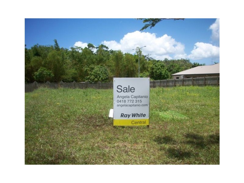 6 De Roma Close, Kanimbla QLD 4870