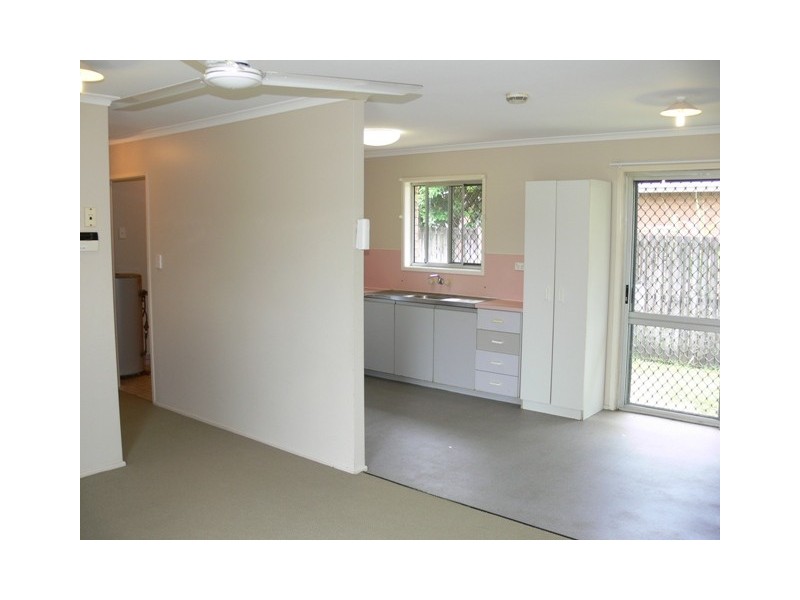 36 Long Street, Mooroobool QLD 4870