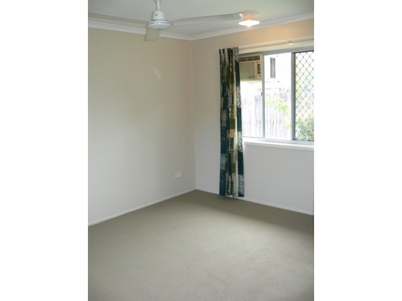 36 Long Street, Mooroobool QLD 4870