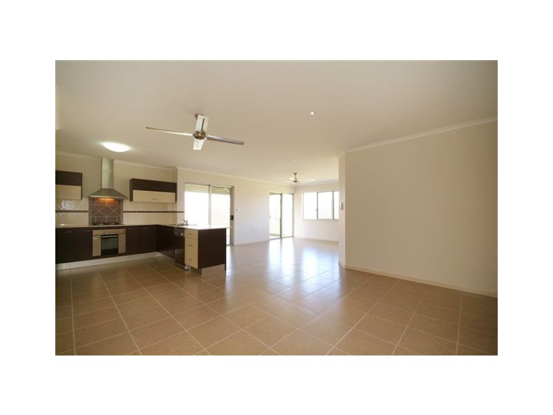 6 Croker Place, Edmonton QLD 4869