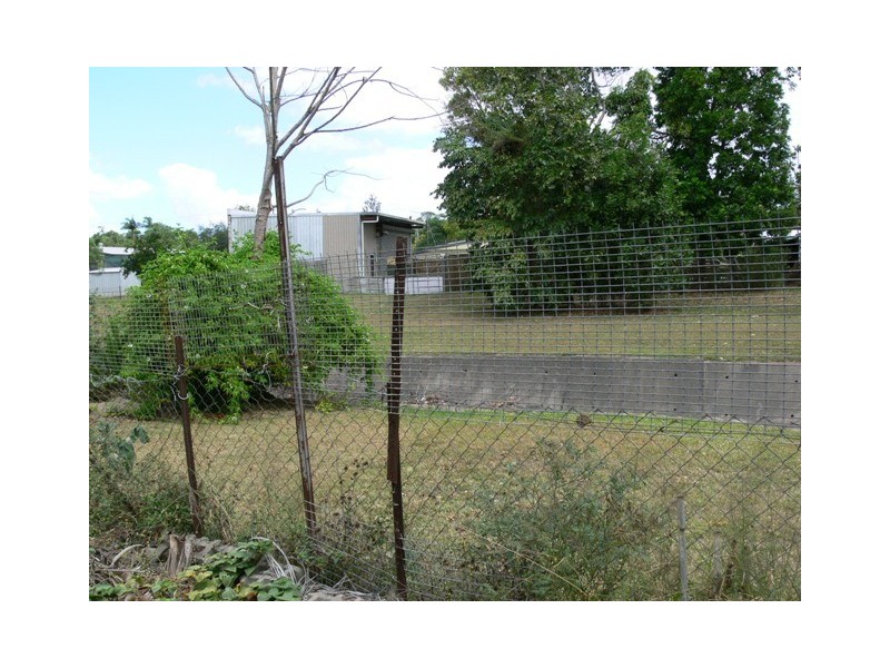 41  Prior Street, Edmonton QLD 4869