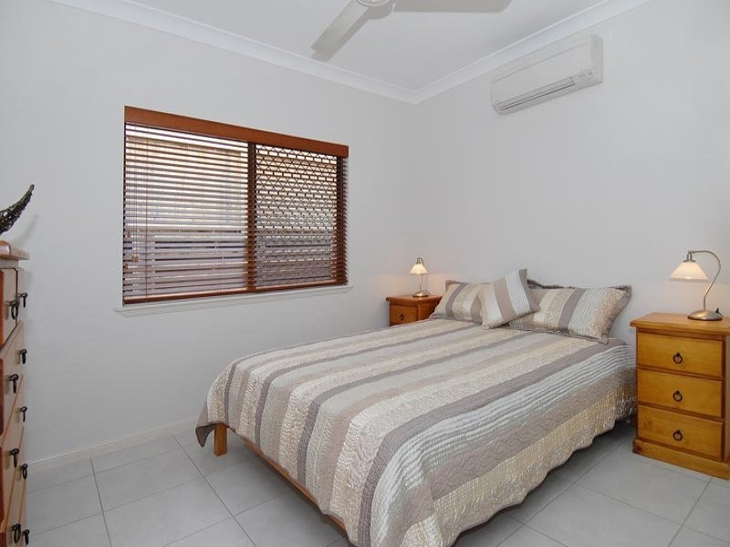 Bentley Park QLD 4869