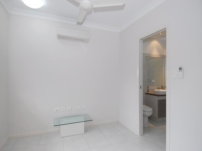Bentley Park QLD 4869
