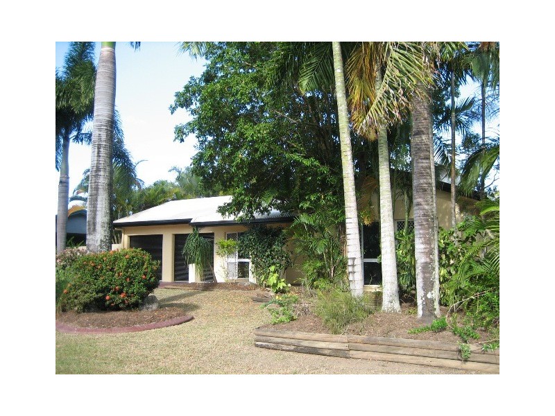 18 Corella Street, Kamerunga QLD 4870