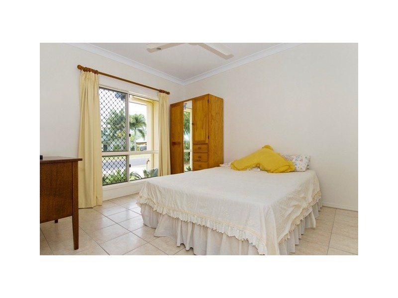 7 Cyperus Drive, Redlynch QLD 4870