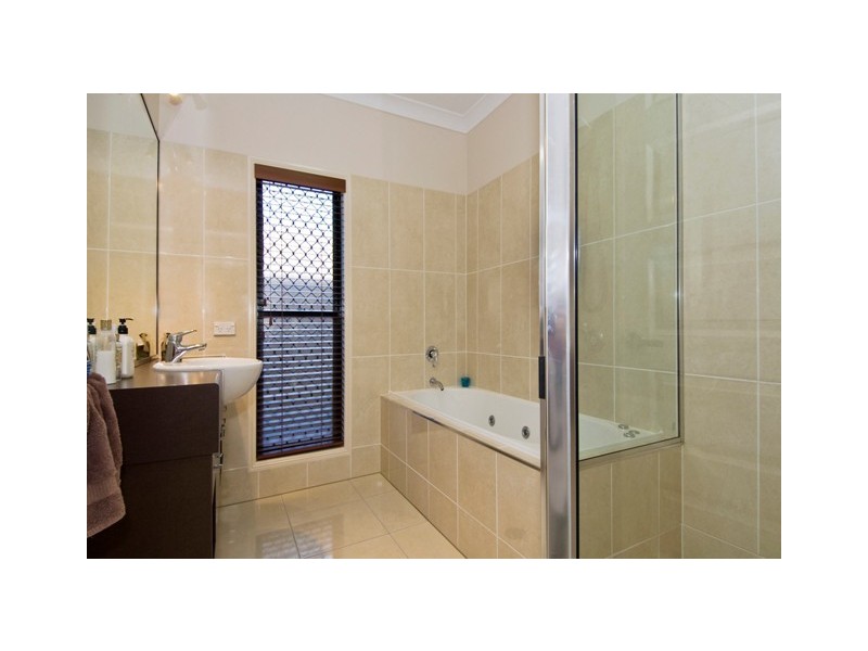 80 Norfolk Circuit, Redlynch QLD 4870