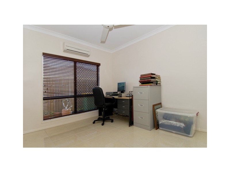 80 Norfolk Circuit, Redlynch QLD 4870