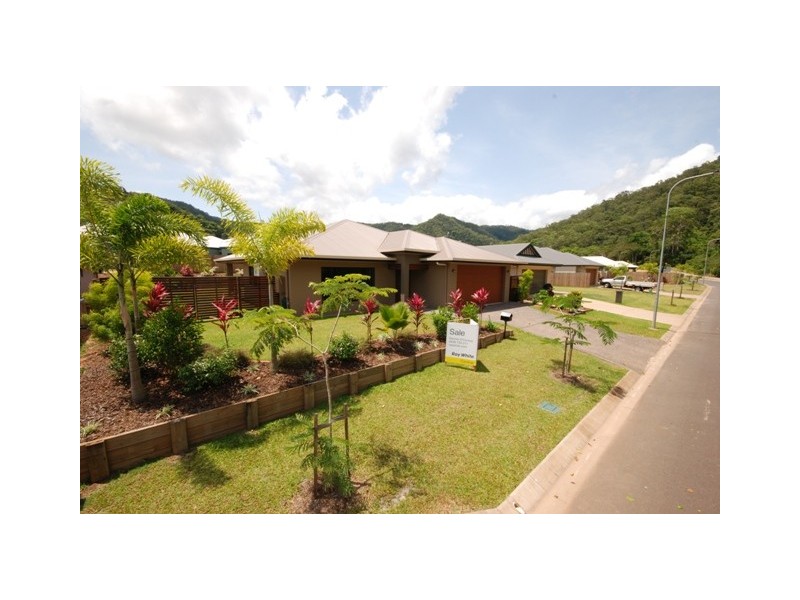 9  Huntley Crescent, Redlynch QLD 4870