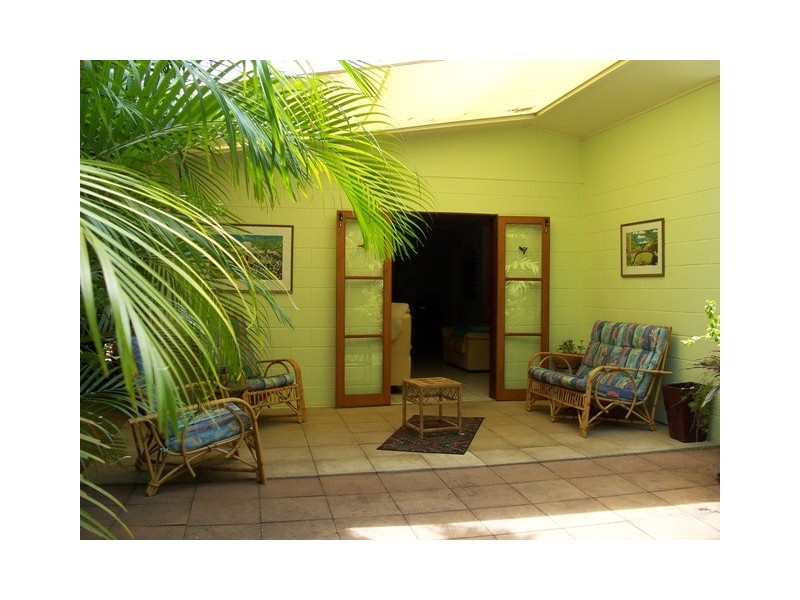 20 Best Street, Yorkeys Knob QLD 4878