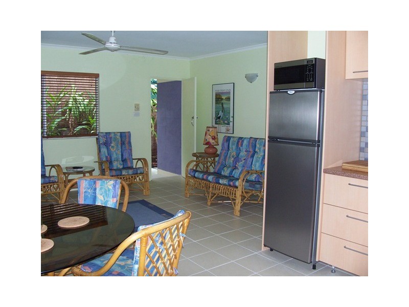 20 Best Street, Yorkeys Knob QLD 4878