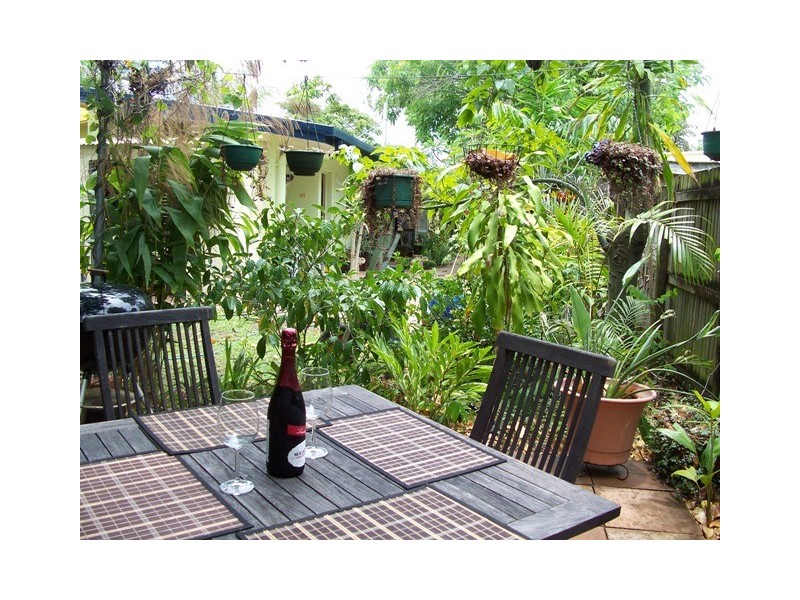 20 Best Street, Yorkeys Knob QLD 4878