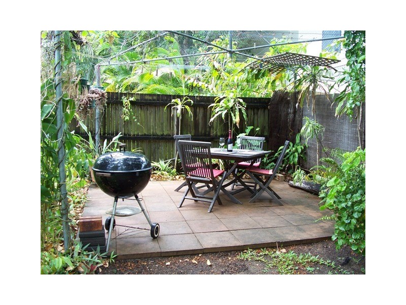 20 Best Street, Yorkeys Knob QLD 4878