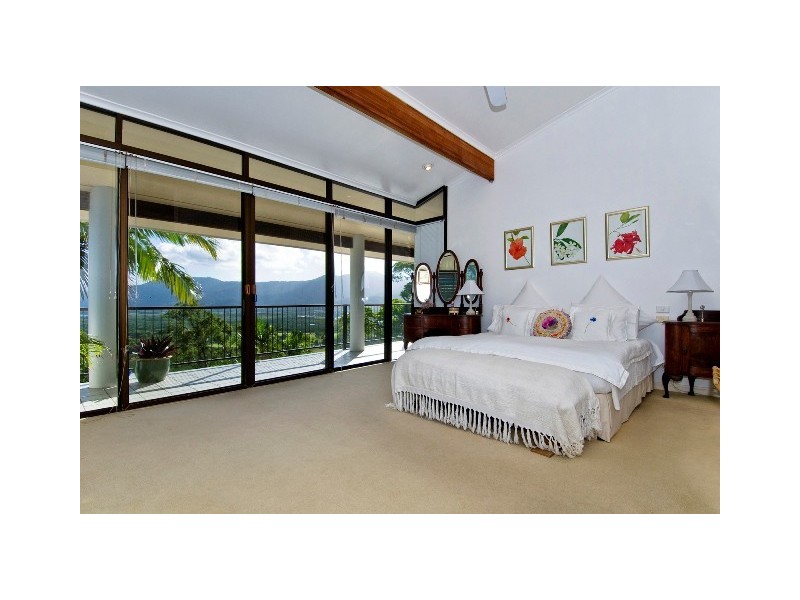 Yorkeys Knob QLD 4878