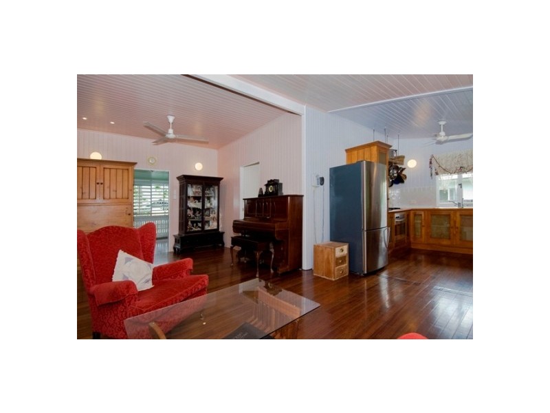 17 Thomas Street, Gordonvale QLD 4865