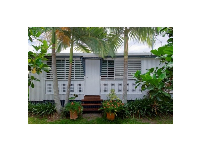 17 Thomas Street, Gordonvale QLD 4865