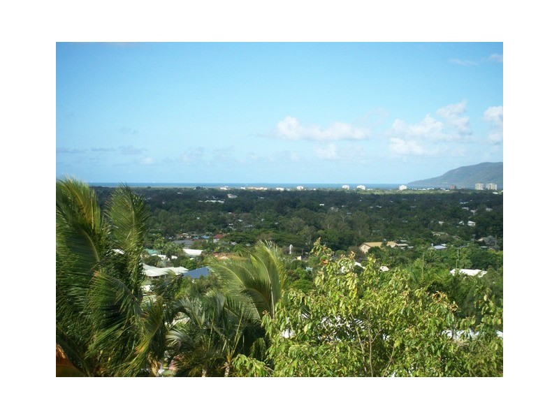 9 Rosemont Court, Mooroobool QLD 4870