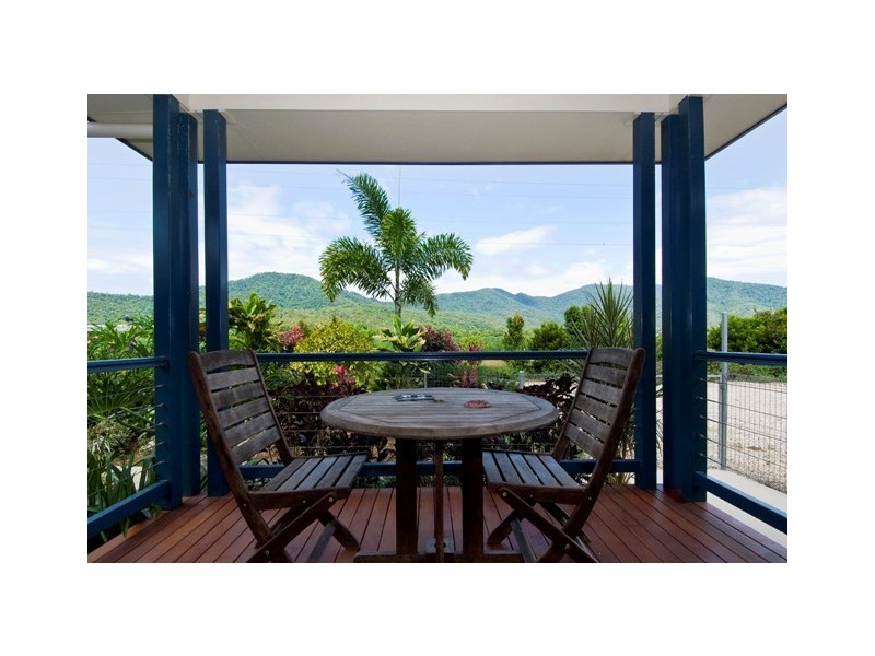 17 Brown Road, Green Hill QLD 4865