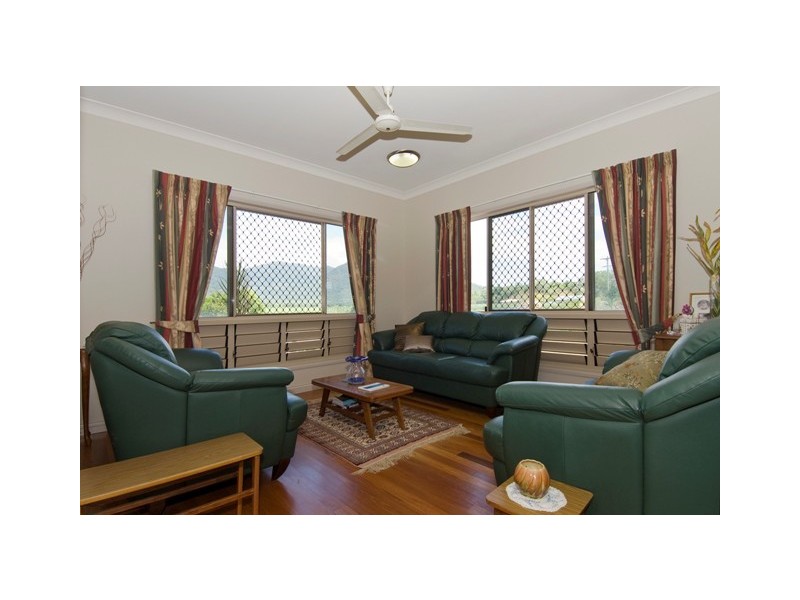 17 Brown Road, Green Hill QLD 4865