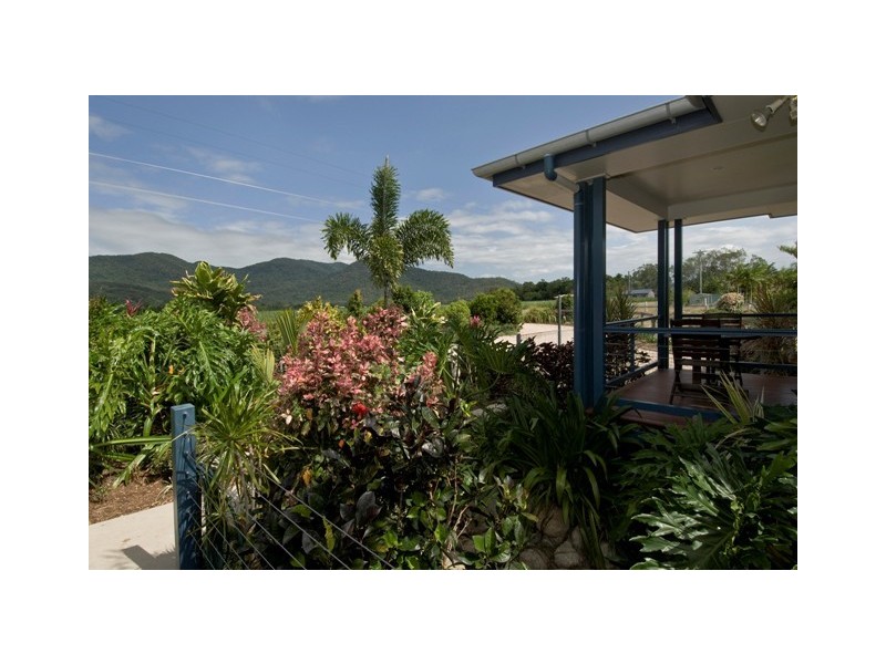 17 Brown Road, Green Hill QLD 4865