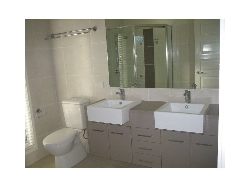 12 Raffles Court, Redlynch QLD 4870