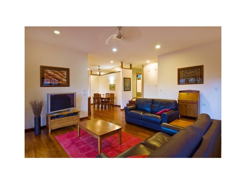 135 Harvey Road, Redlynch QLD 4870