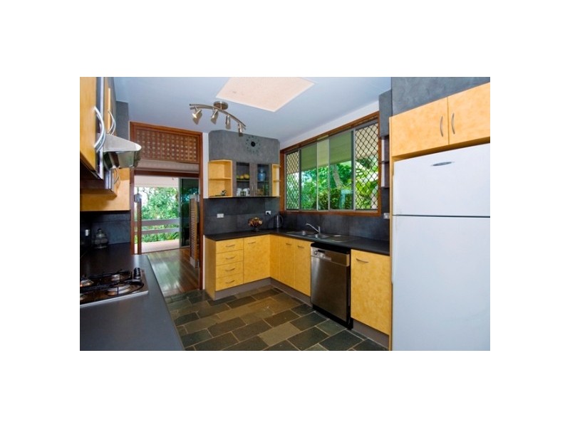 17 Canopy Close, Freshwater QLD 4870