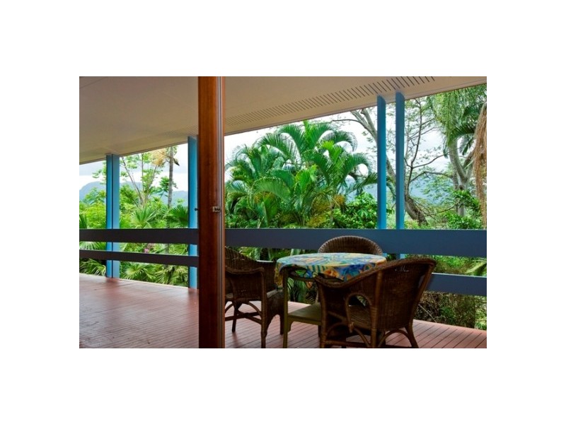 17 Canopy Close, Freshwater QLD 4870