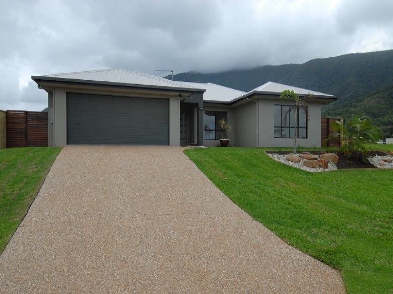 6 Botany Avenue, Redlynch QLD 4870