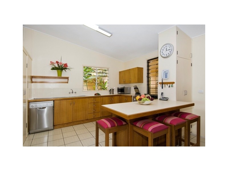 61 Harvey Road, Redlynch QLD 4870