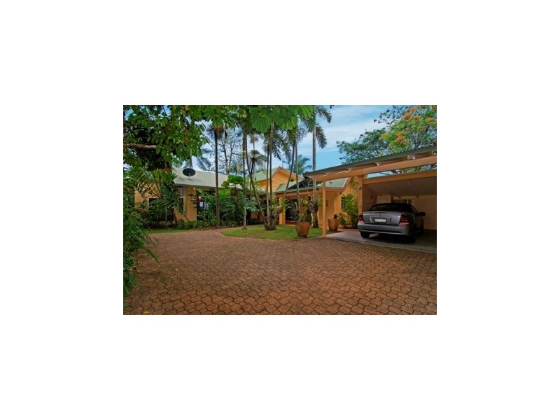 61 Harvey Road, Redlynch QLD 4870