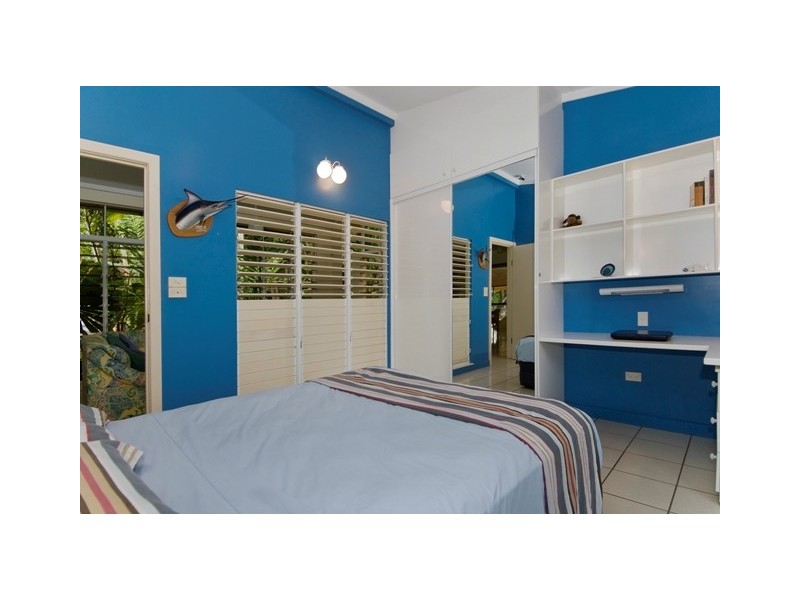 61 Harvey Road, Redlynch QLD 4870