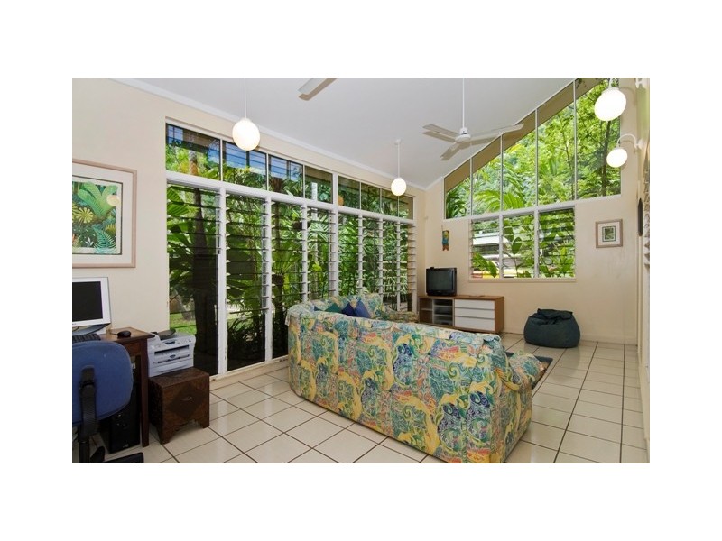 61 Harvey Road, Redlynch QLD 4870