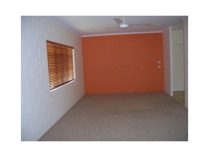 Mooroobool QLD 4870